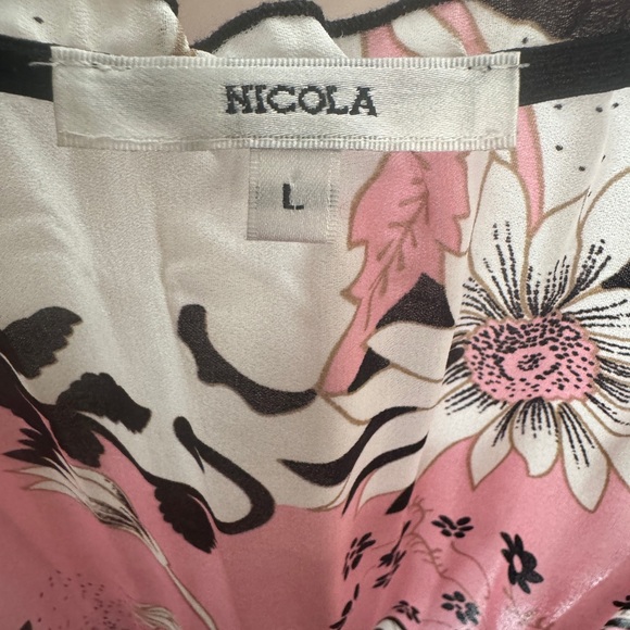 Nicola Large top - Picture 2 of 7